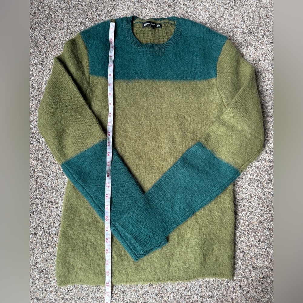 100% Merino Wool Men’s Sweater green boutique New medium weight